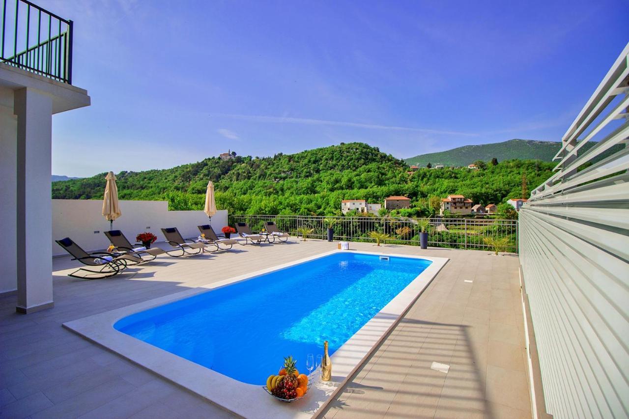 Zvecanje Holiday Home Vedrana מראה חיצוני תמונה